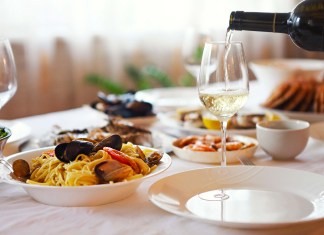 Bianco fermo o frizzante? La guida