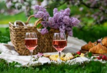 Un must della primavera? Il vino rosé!
