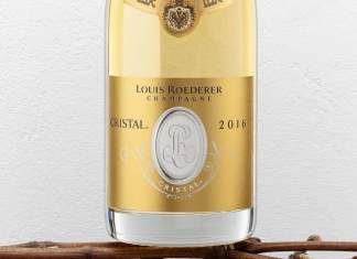 Perché il Cristal ha il fondo piatto?
